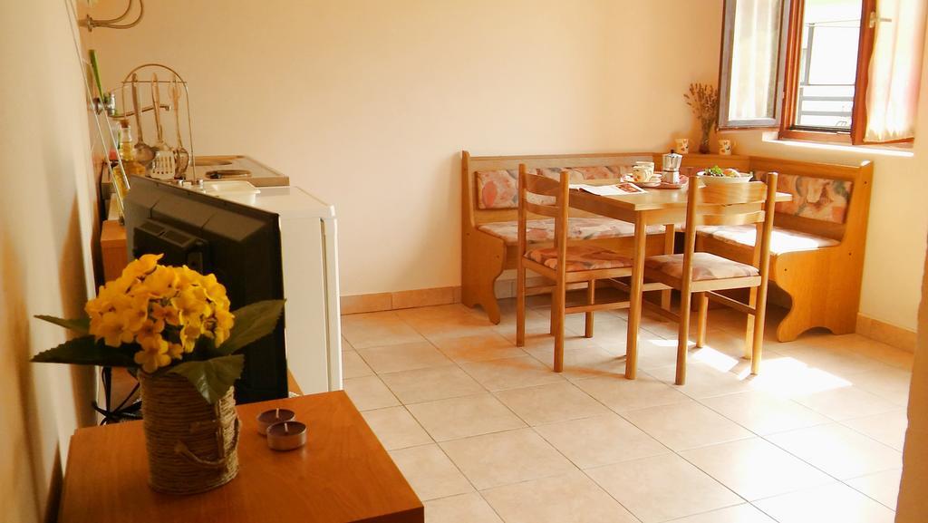 Apartmani Conar Дрвеник-Велики Экстерьер фото